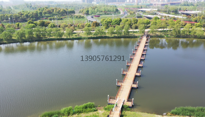 安徽合肥水上浮橋